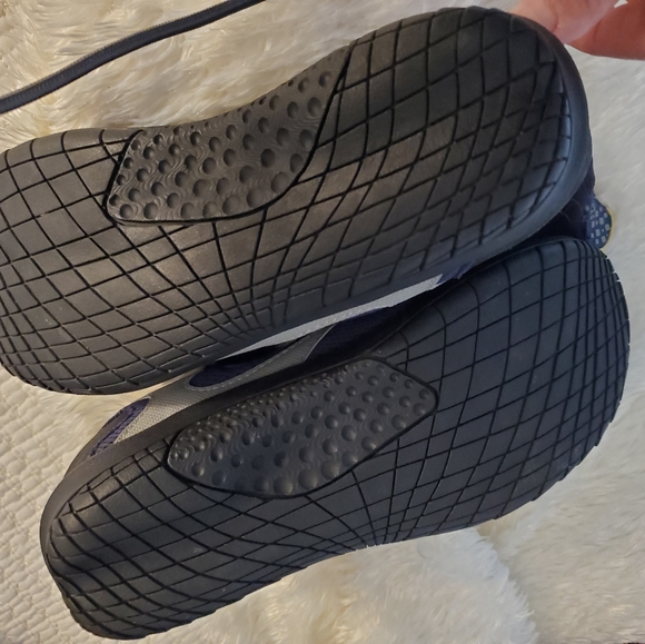 New Size 6 LLBEAN Wetsuit Shoes - Picture 4 of 9